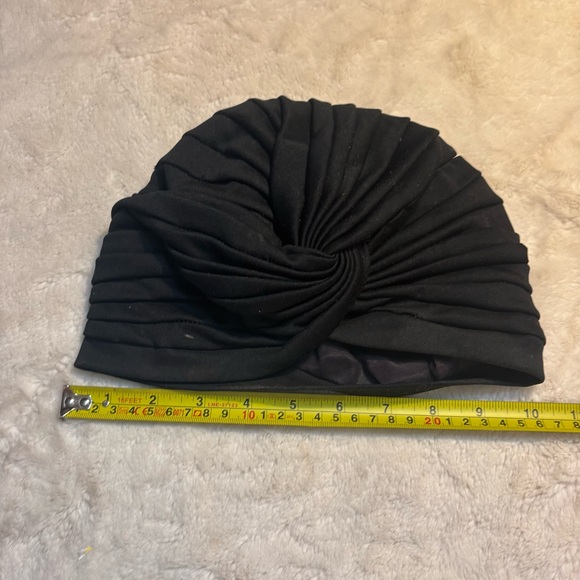 Vintage 1960s Turban-Style Hat Black Knotted design Soft material Lined - Picture 5 of 8